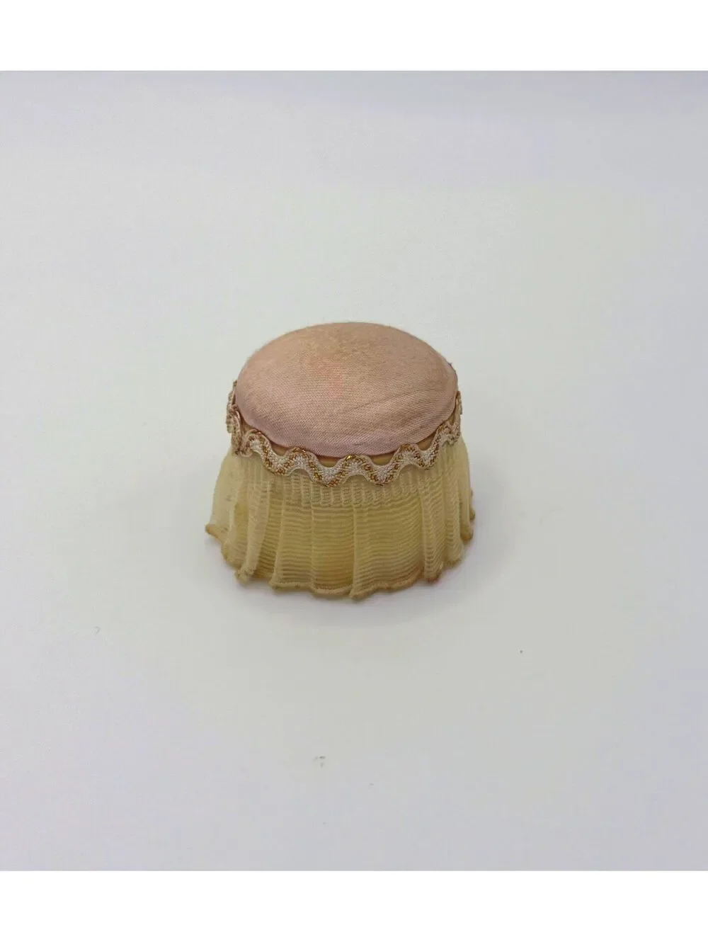 1:12 Scale Vintage Ideal Petite Princess Dollhouse Vanity Stool Pink Ottoman